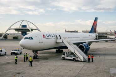 delta flight dl275 diverted to lax | delta flight dl275 diverted lax today | delta flight dl275 diverted lax status